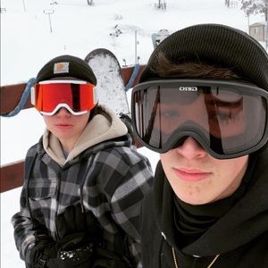 Meet your Posher, Isaac